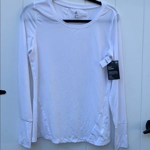 New! Gap Fit Breathe long sleeve top, white
